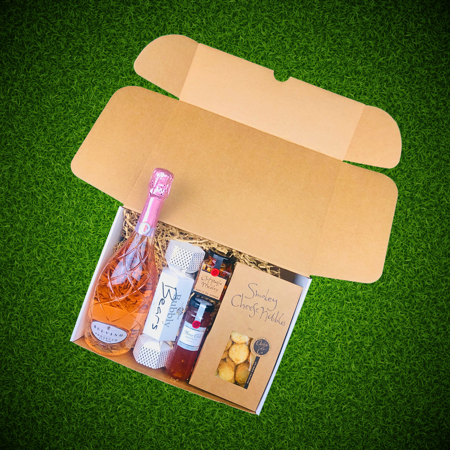 Wine & Serenity Picnic Hamper
