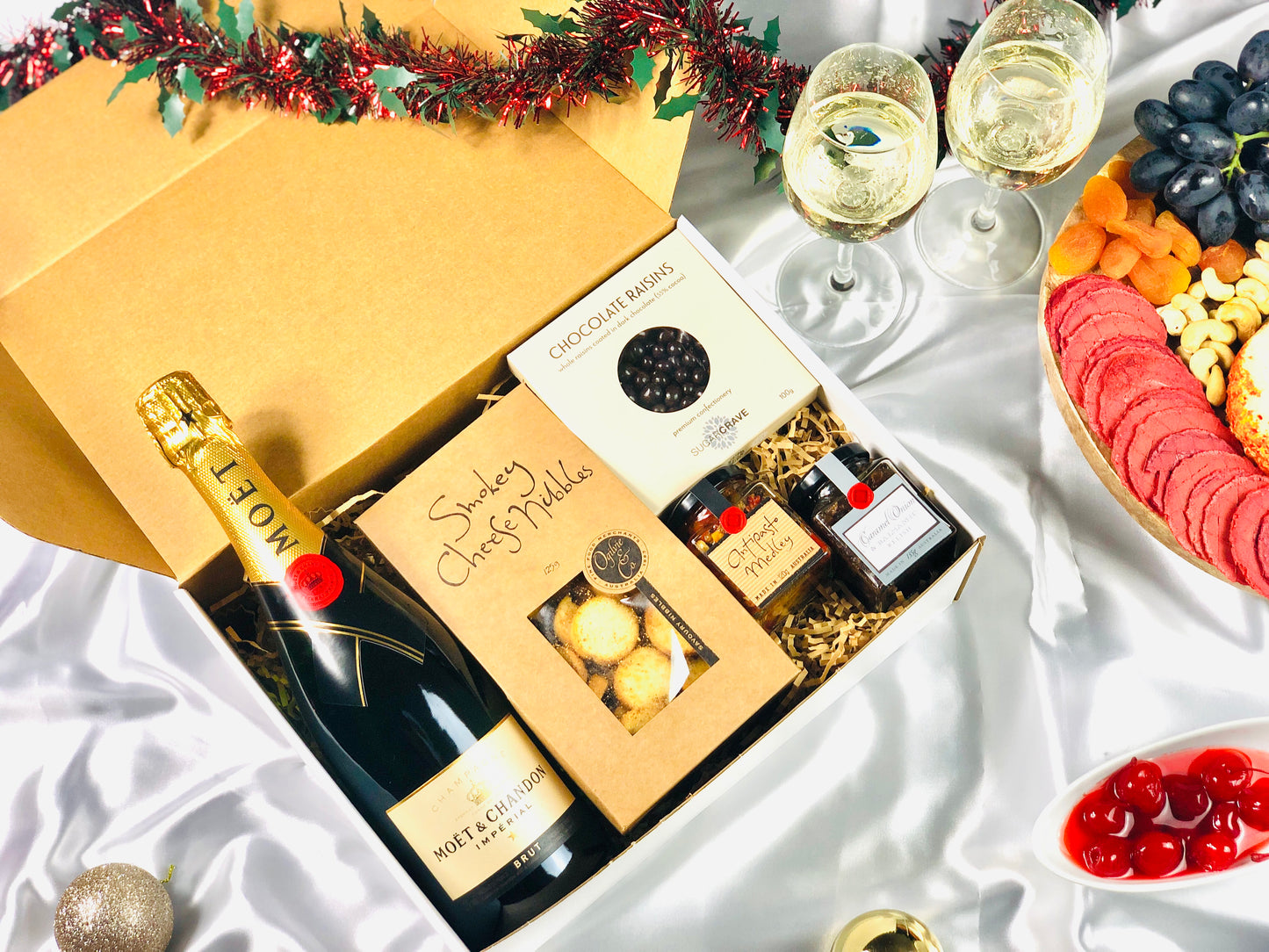 Moet & Chandon Grand Gourmet Hamper